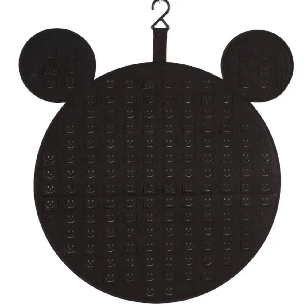 Mickey Disney Pin Hanging Easy Pin Storage & Display
Compact Space-Saving